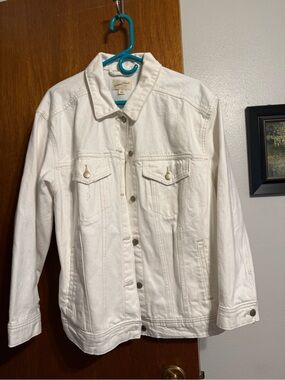 Universal Thread White Denim Jean Jacket
